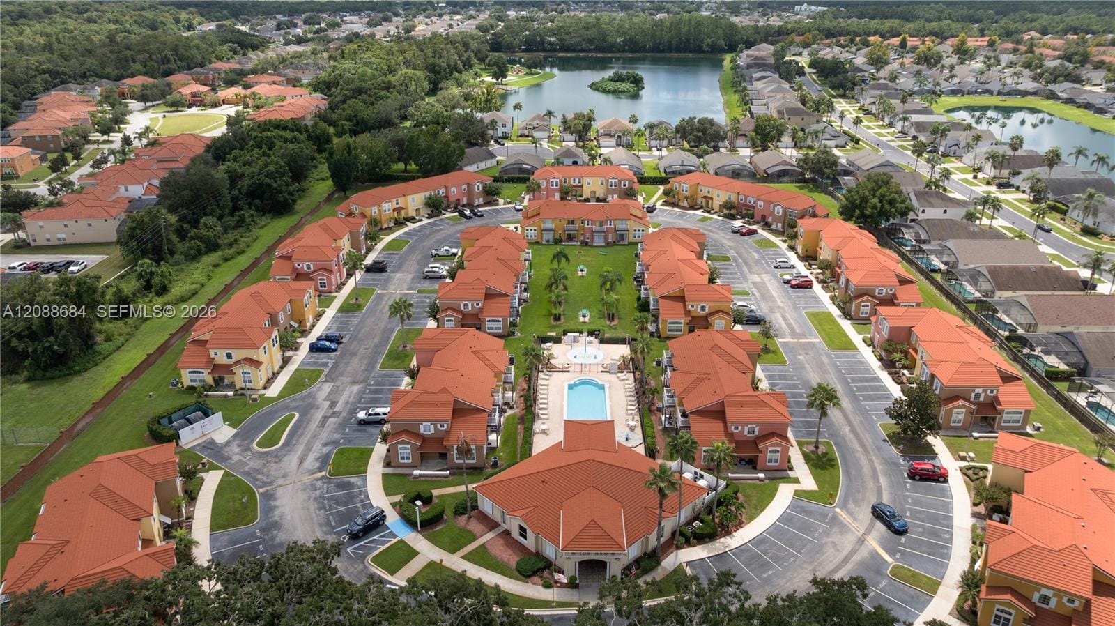 985 Lake Berkley Drive, Kissimmee, FL 34746 photo 5