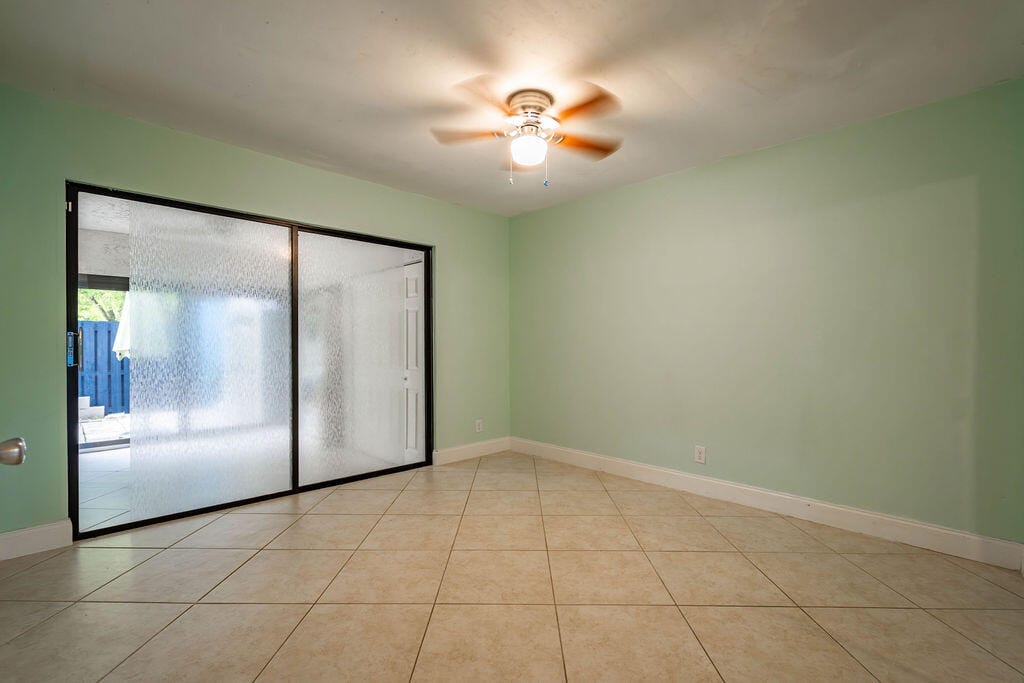 2840 S OAKLAND FOREST Drive 2703, Oakland Park, FL 33309 photo 15