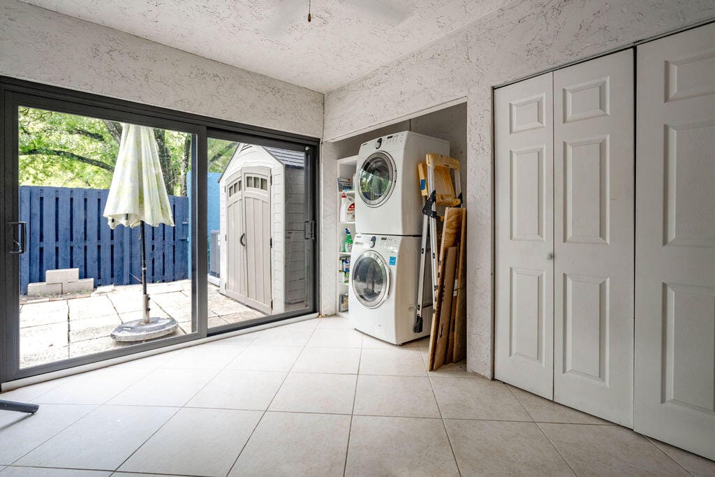 2840 S OAKLAND FOREST Drive 2703, Oakland Park, FL 33309 photo 9