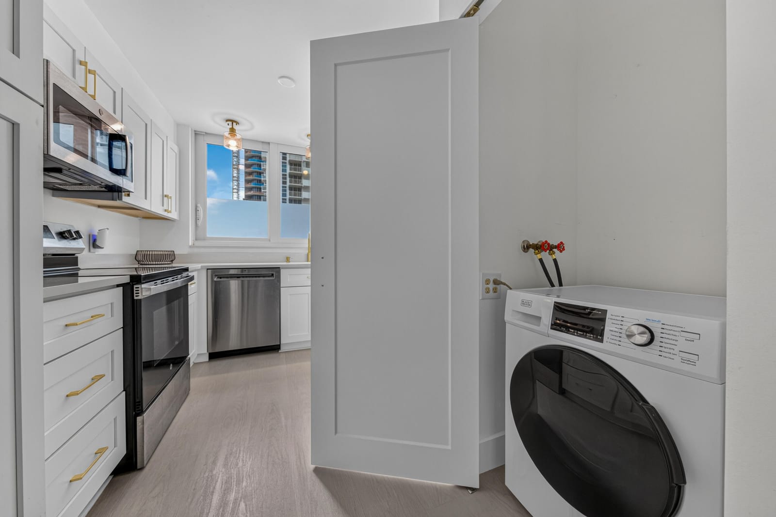 1370 S Ocean Boulevard Apt 405 — photo 11