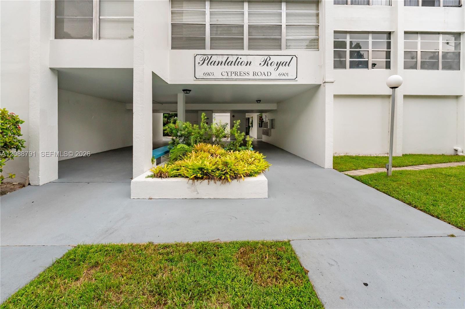 6903 Cypress Road D26, Plantation, FL 33317 photo 2
