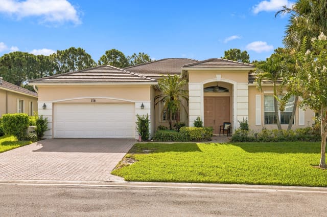 718 SW MYAKKA RIVER, Port St. Lucie, FL 34986