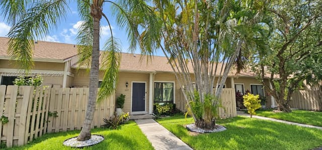 3557 NW 111th Terrace, Sunrise, FL 33351