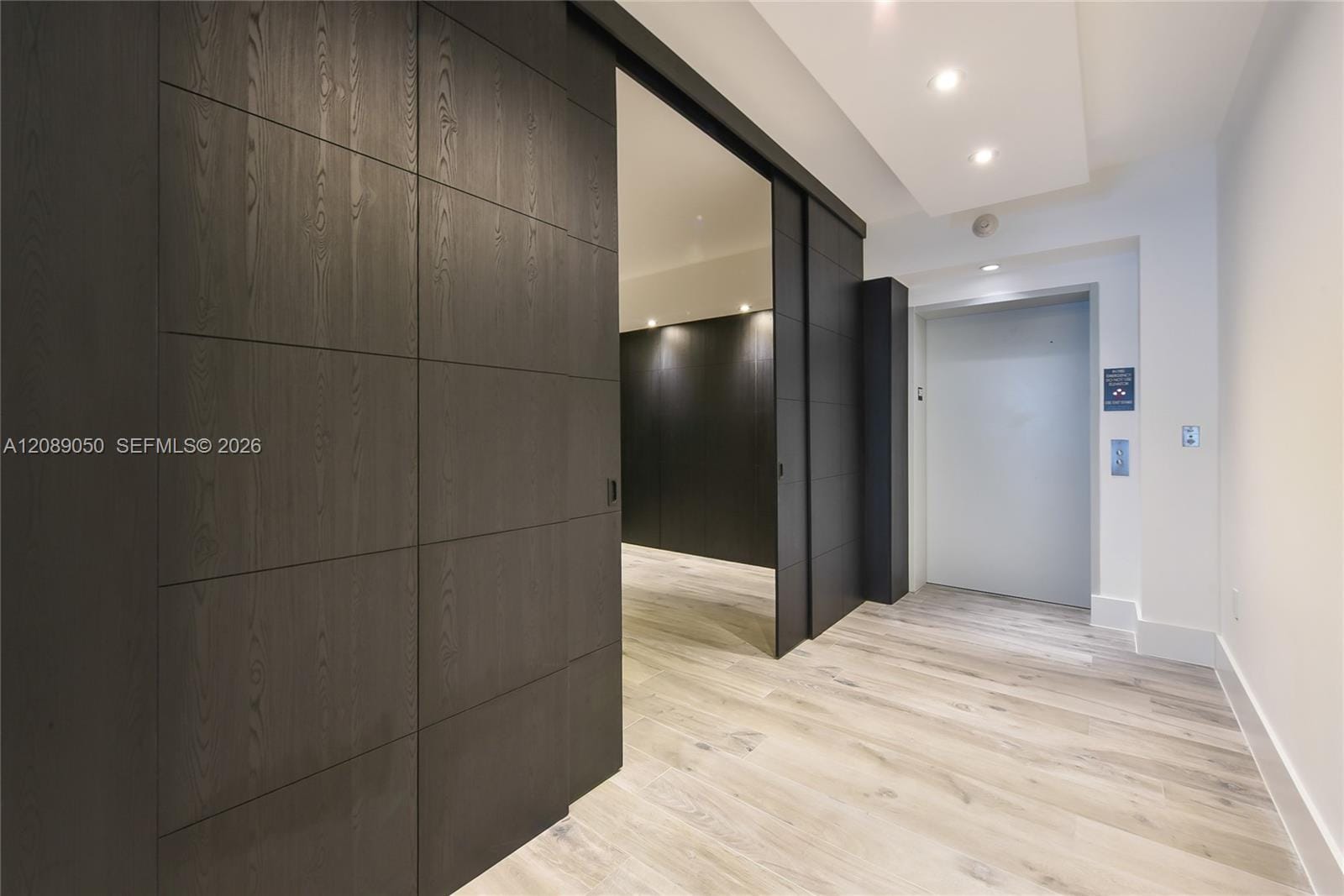 1010 Brickell Avenue 3905 — photo 2