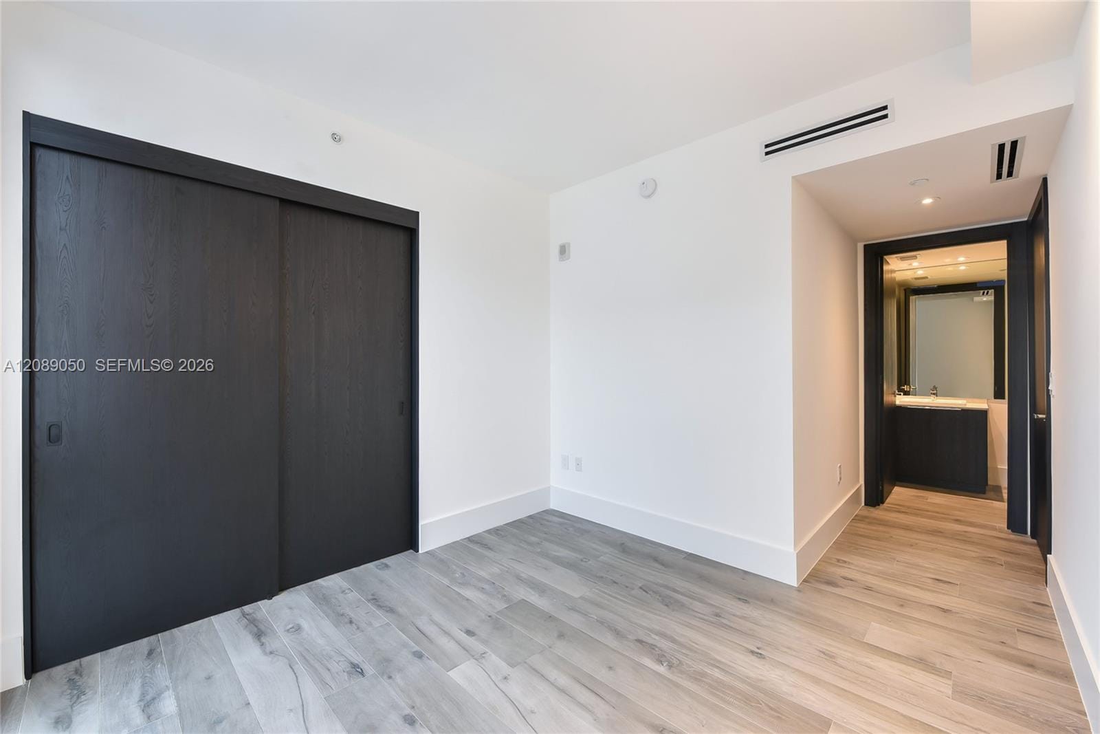 1010 Brickell Avenue 3905, Miami, FL 33131 photo 14