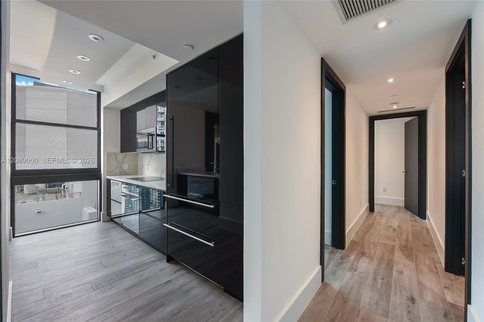 1010 Brickell Avenue 3905 — photo 9