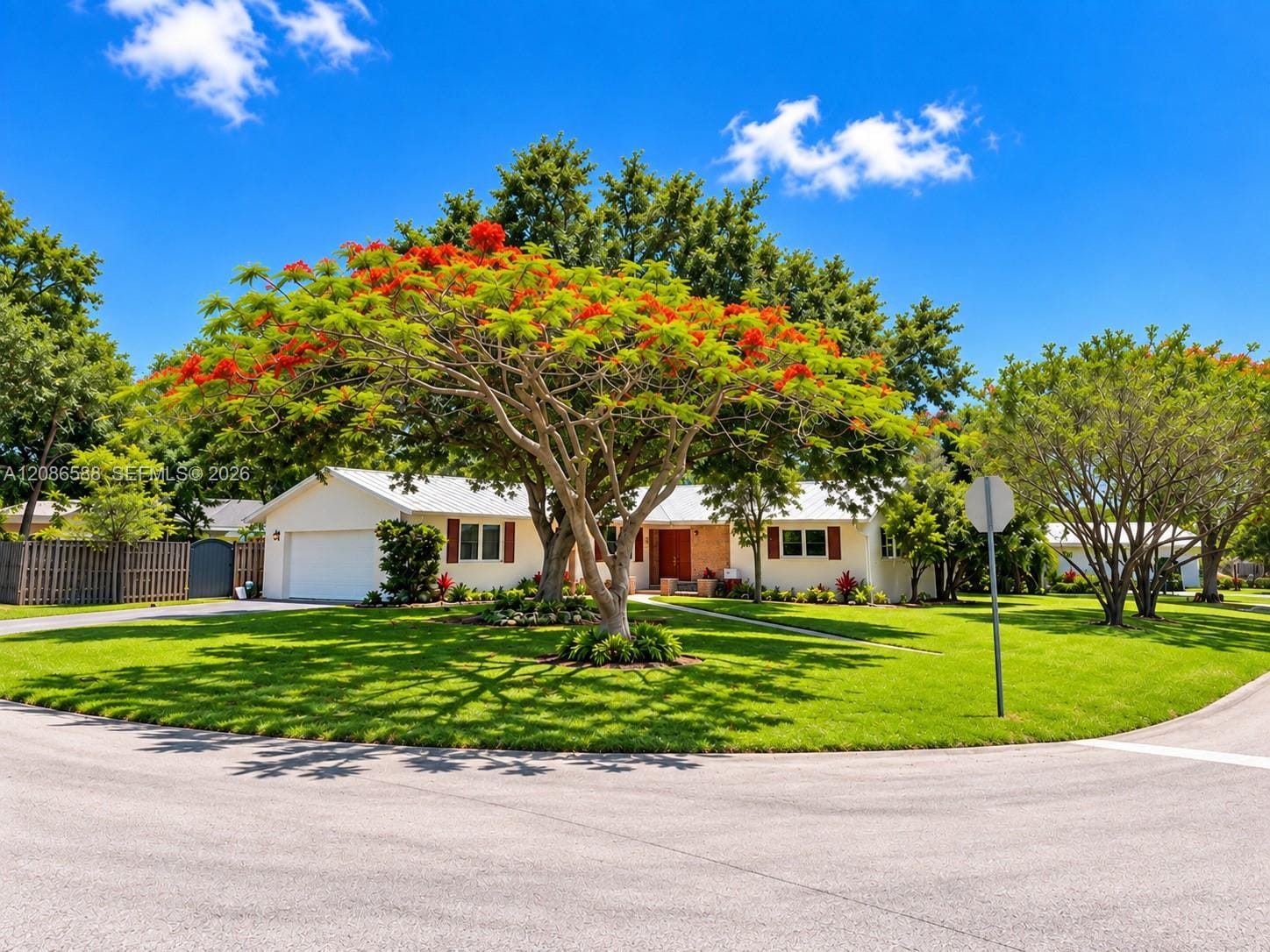 16101 SW 87th Court, Palmetto Bay, FL 33157 photo 2