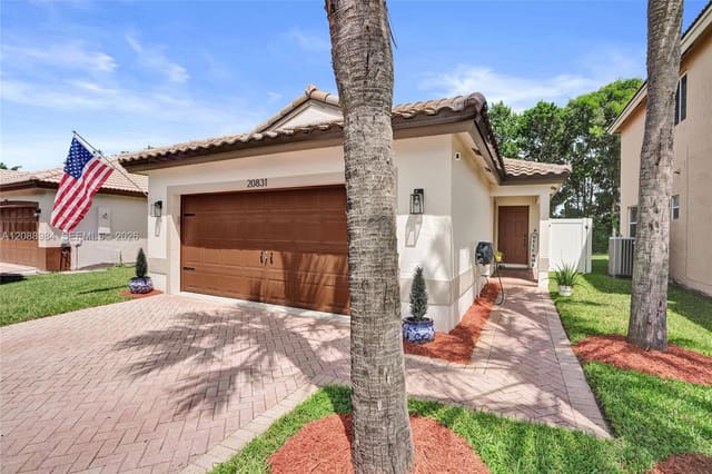 20831 NW 22nd Court, Pembroke Pines, FL 33029