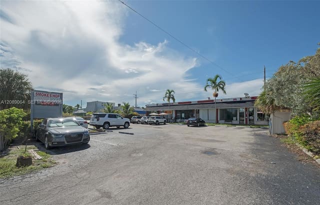 690 E Mcnab Road, Pompano Beach, FL 33060