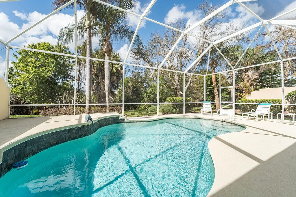Pending home at 8944 SE HAWKS NEST Court, Hobe Sound, FL 33455