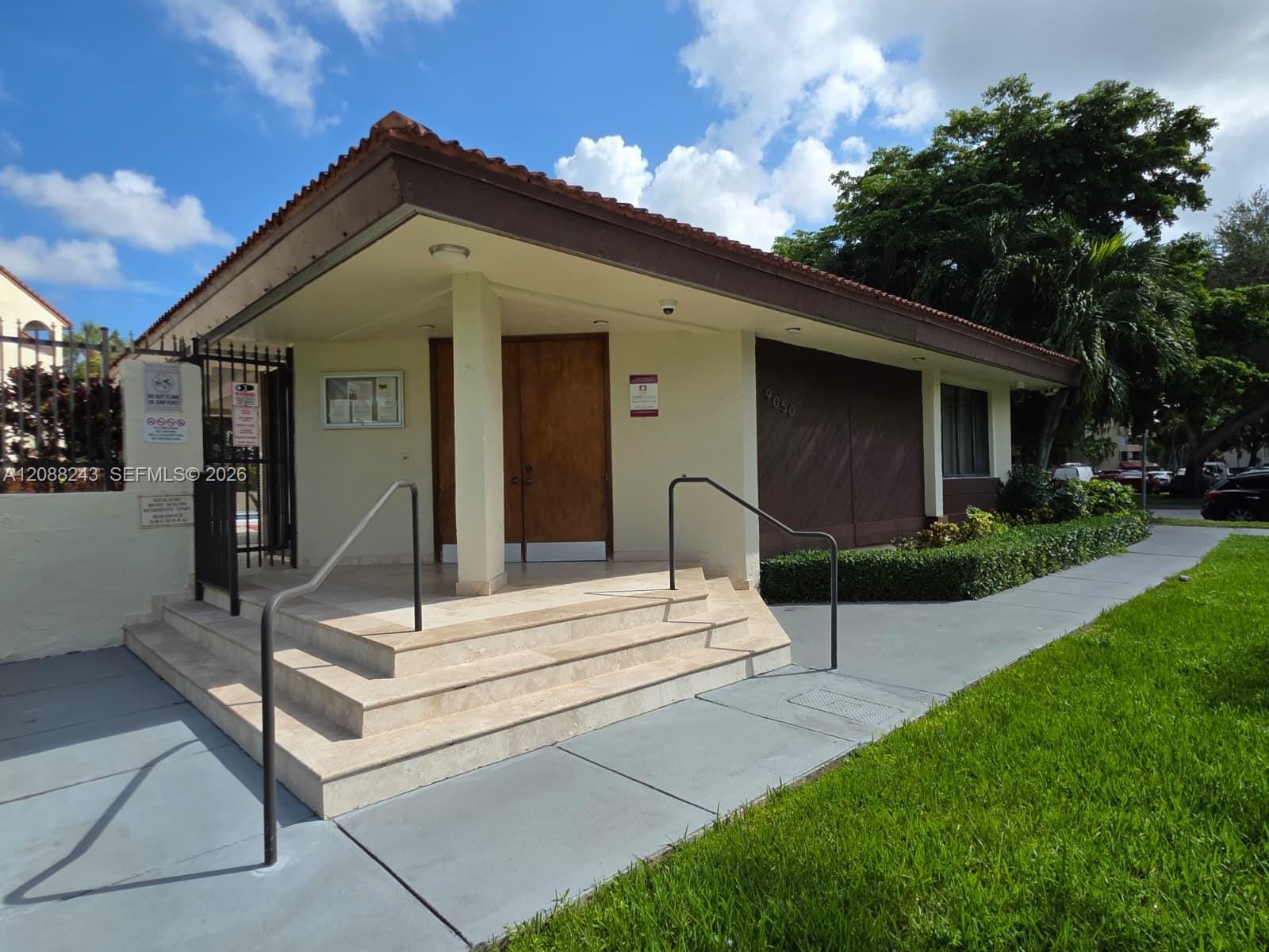 9060 SW 125th Avenue C202 — photo 5