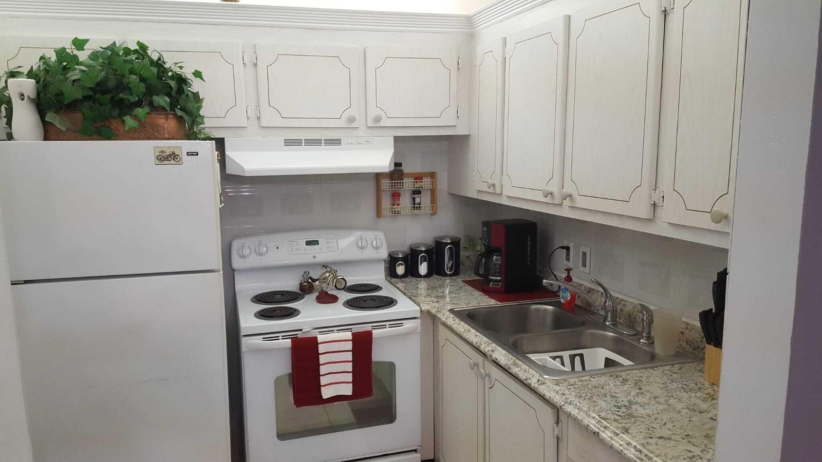 15 Salisbury A, West Palm Beach, FL 33417 photo 4