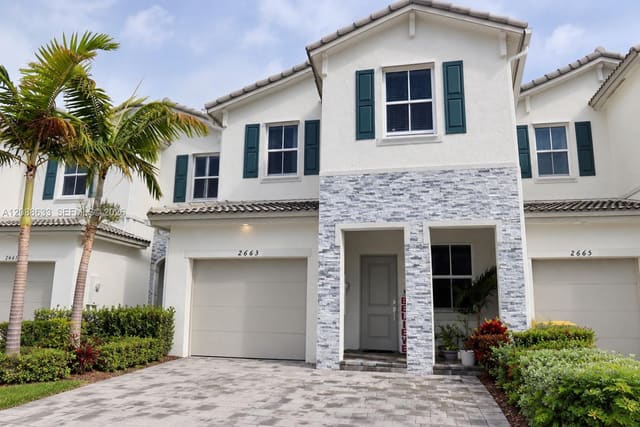 2663 SE 10th Street, Homestead, FL 33035