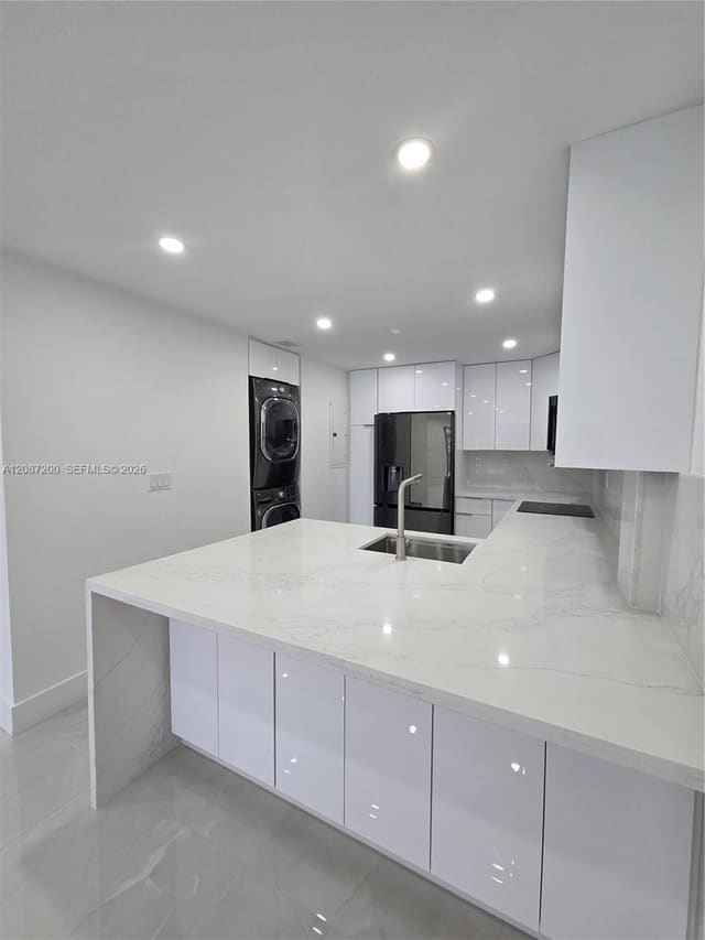 15434 SW 85th Lane 154, Miami, FL 33193