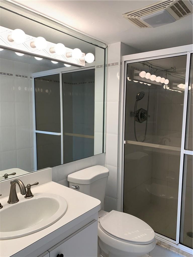 100 Bayview Drive 1826, Sunny Isles Beach, FL 33160 photo 13