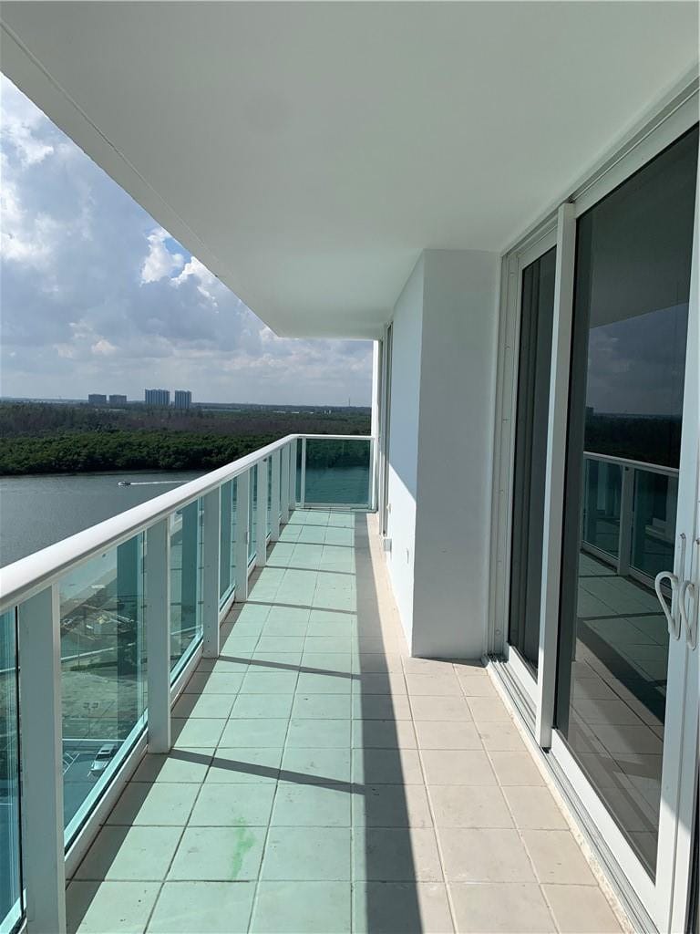 100 Bayview Drive 1826, Sunny Isles Beach, FL 33160 photo 20