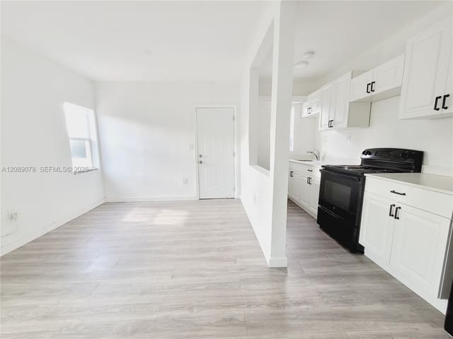 1922 NW 1st Street 3, Miami, FL 33125