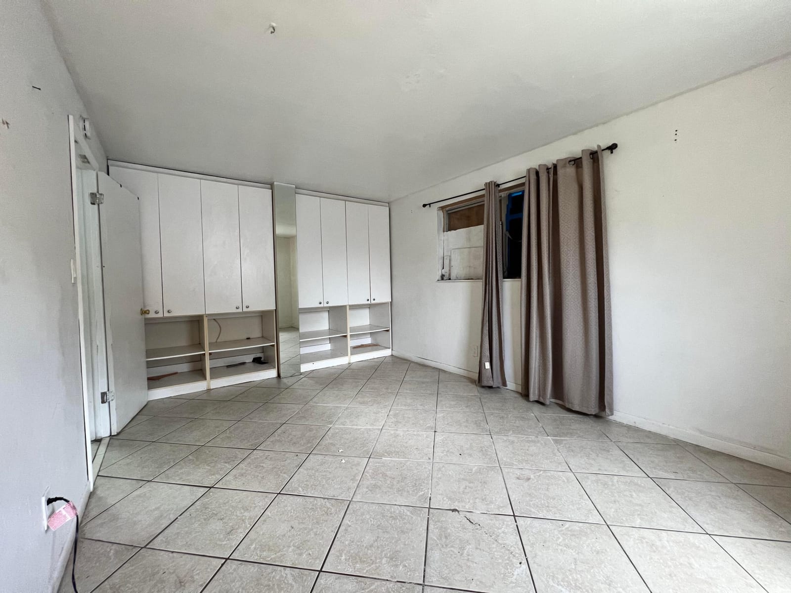 5671 NE 8TH Avenue, Oakland Park, FL 33334 photo 12
