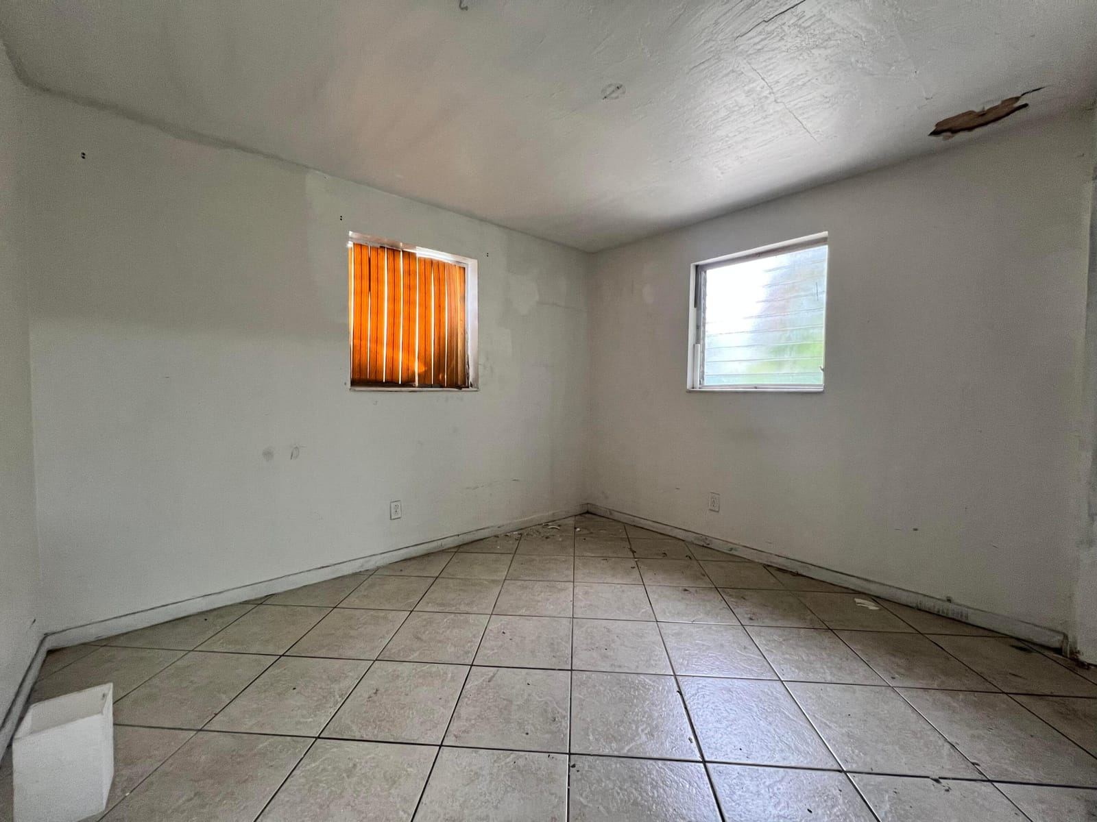 5671 NE 8TH Avenue, Oakland Park, FL 33334 photo 15