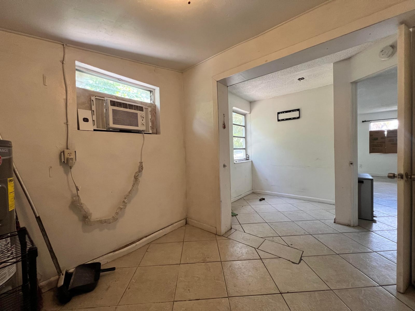 5671 NE 8TH Avenue, Oakland Park, FL 33334 photo 21