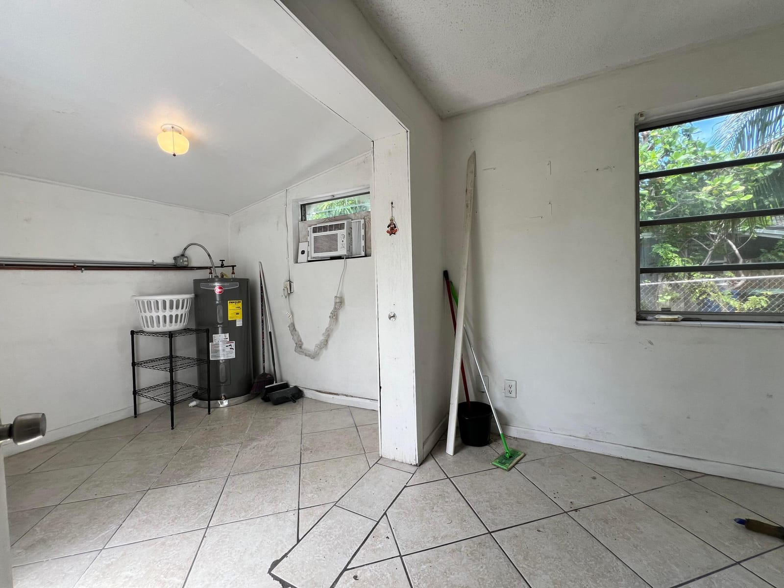 5671 NE 8TH Avenue, Oakland Park, FL 33334 photo 22