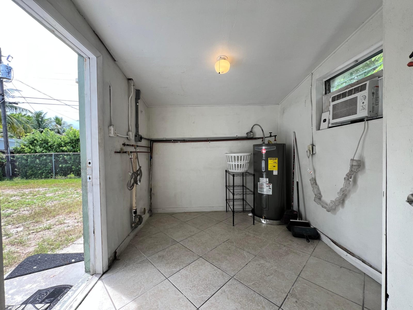 5671 NE 8TH Avenue, Oakland Park, FL 33334 photo 23