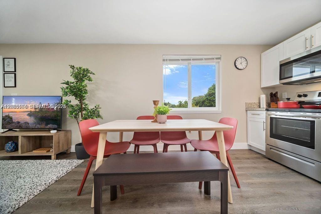 2324 Garfield Street 4 — photo 3