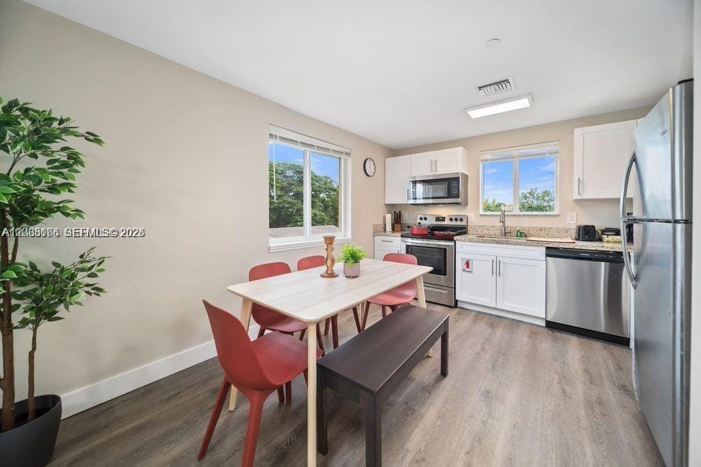 2324 Garfield Street 4 — photo 4