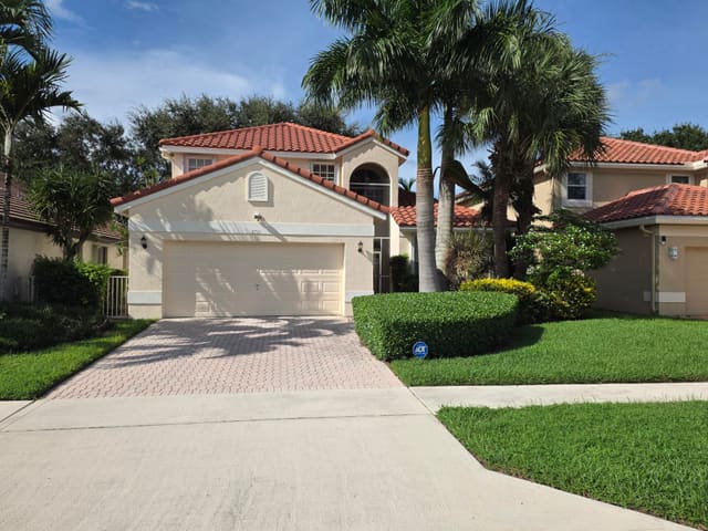 7701 DOUBLETON Drive, sold in Polo Trace, Delray Beach, FL