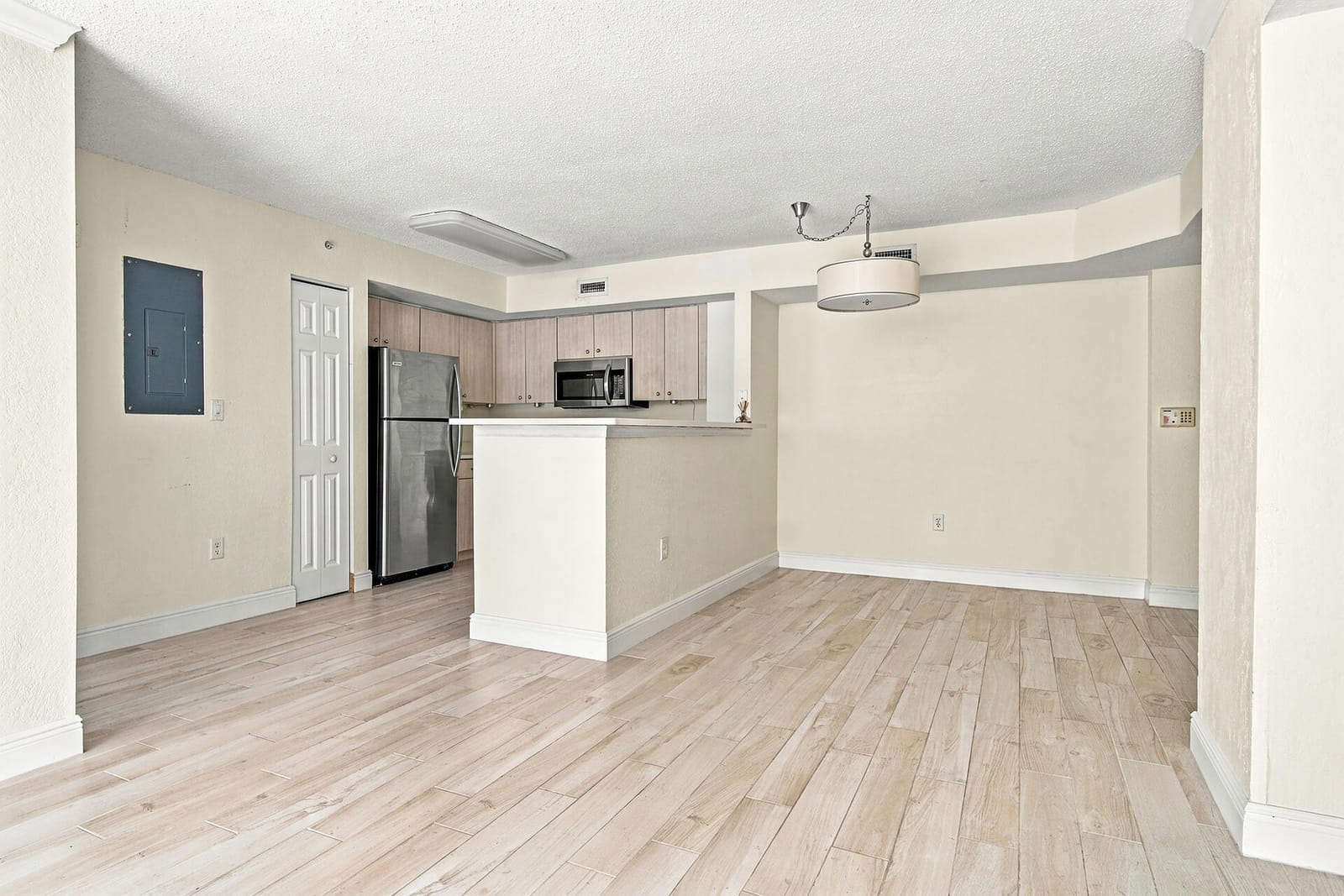 1801 N Flagler Drive 603 — photo 5