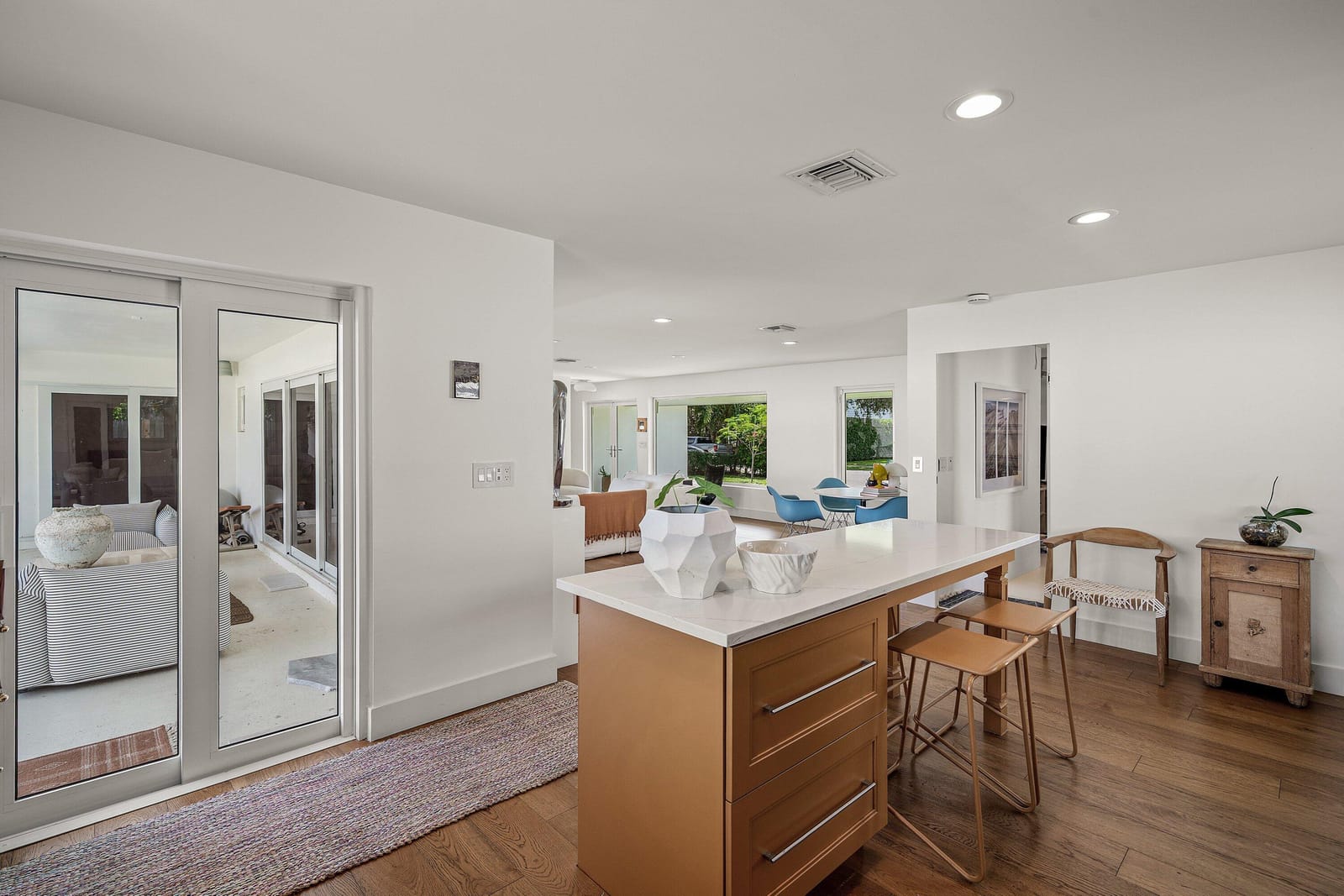 1009 NW 1ST Avenue — photo 11