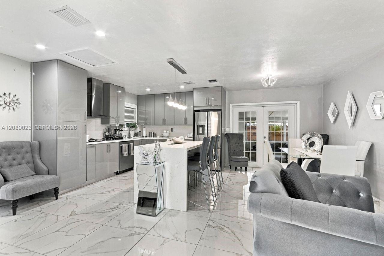 20505 NW 45th Avenue — photo 7