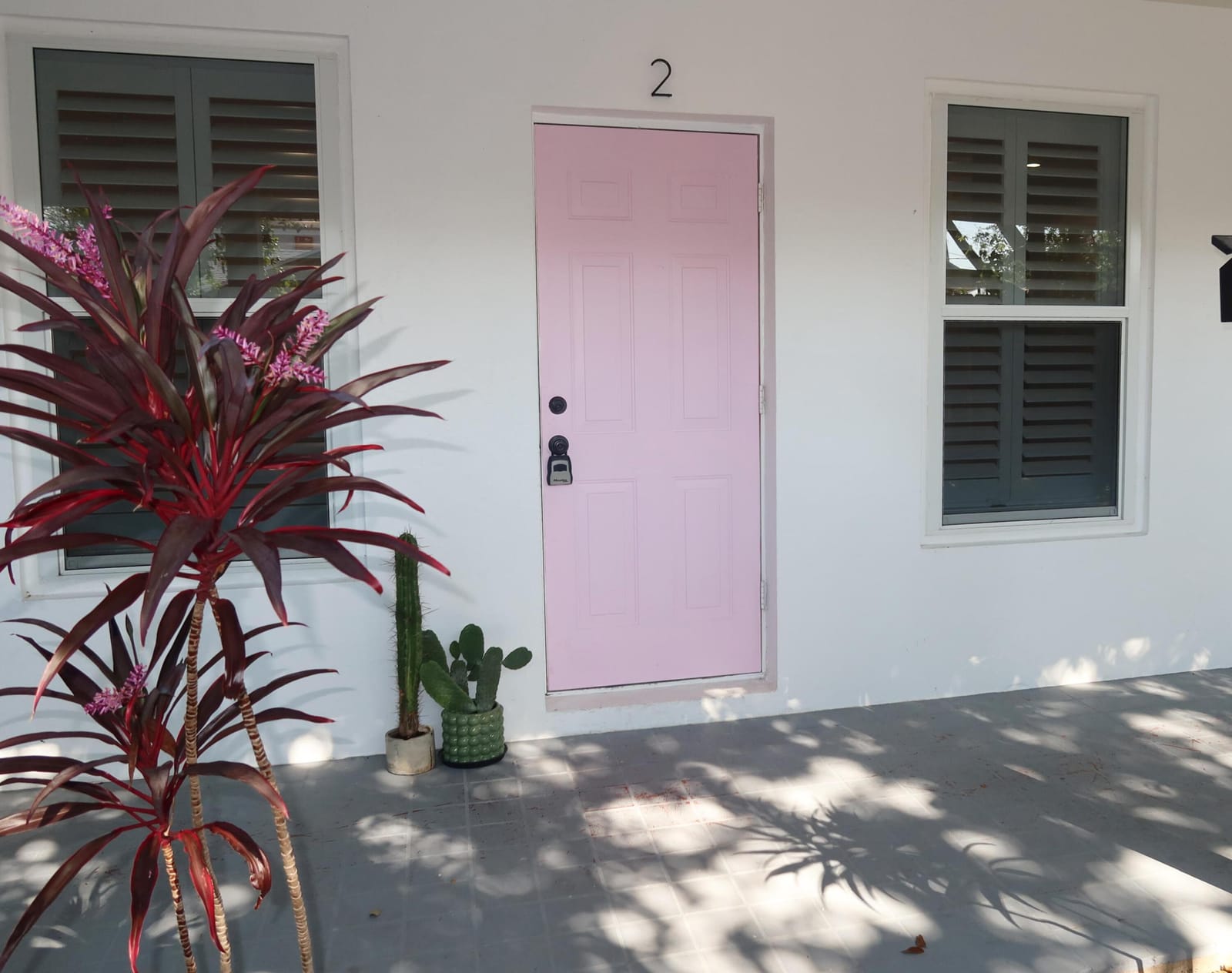 614 Palm Street 2