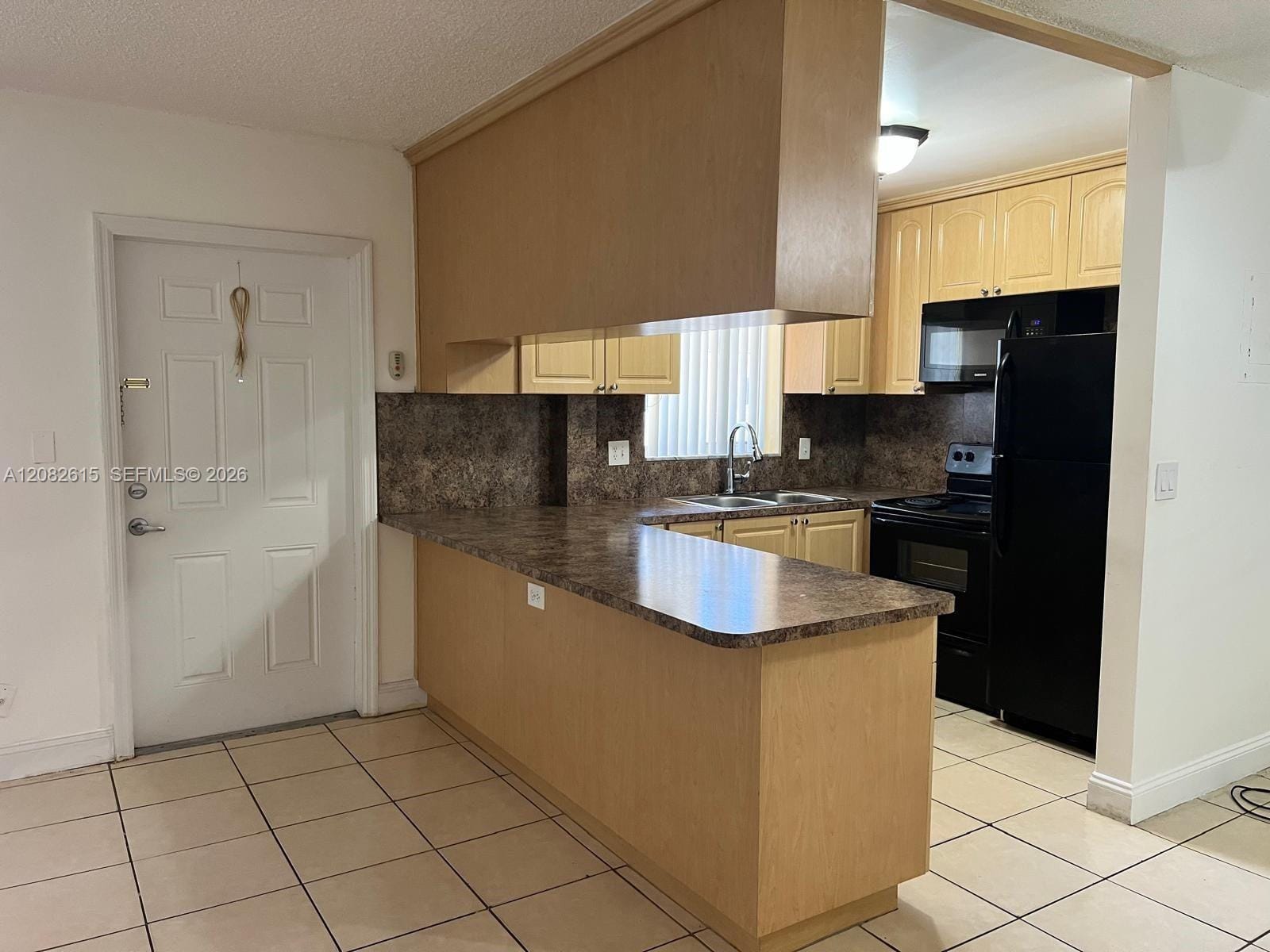 7910 Taft Street 201, Pembroke Pines, FL 33024 photo 4
