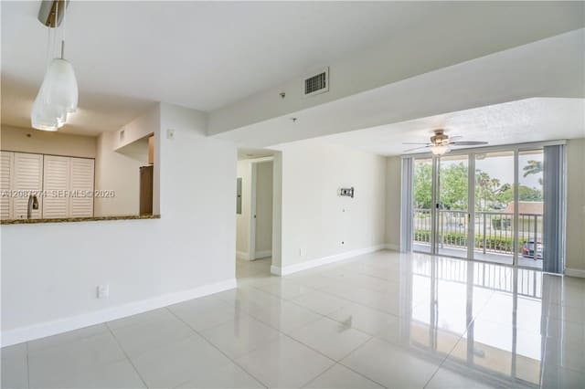 609 E Sheridan Street 201, Dania Beach, FL 33004