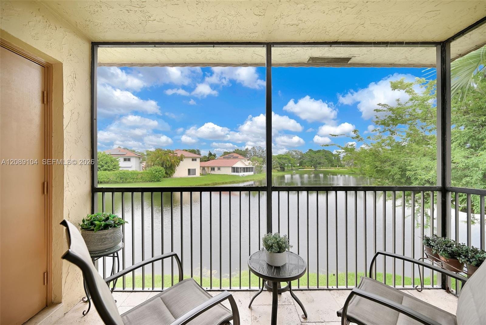 374 Lakeview Drive 204, Weston, FL 33326 photo 13