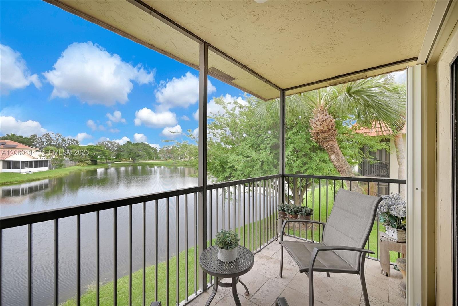 374 Lakeview Drive 204, Weston, FL 33326 photo 14