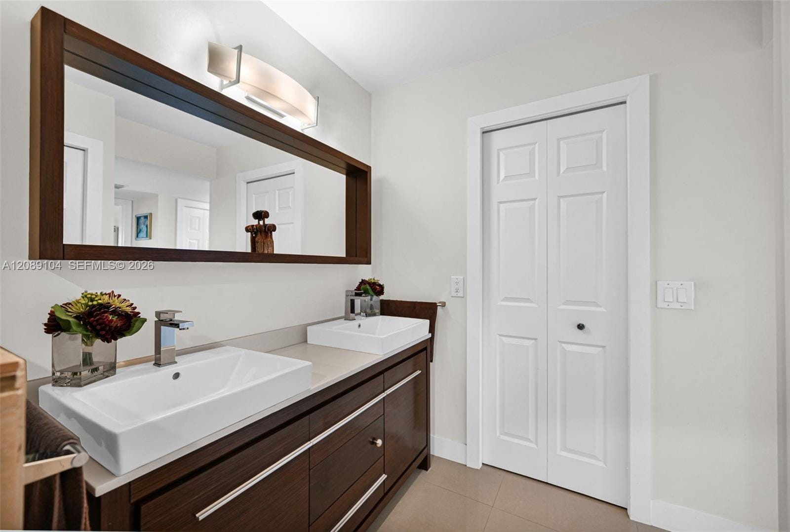374 Lakeview Drive 204, Weston, FL 33326 photo 22