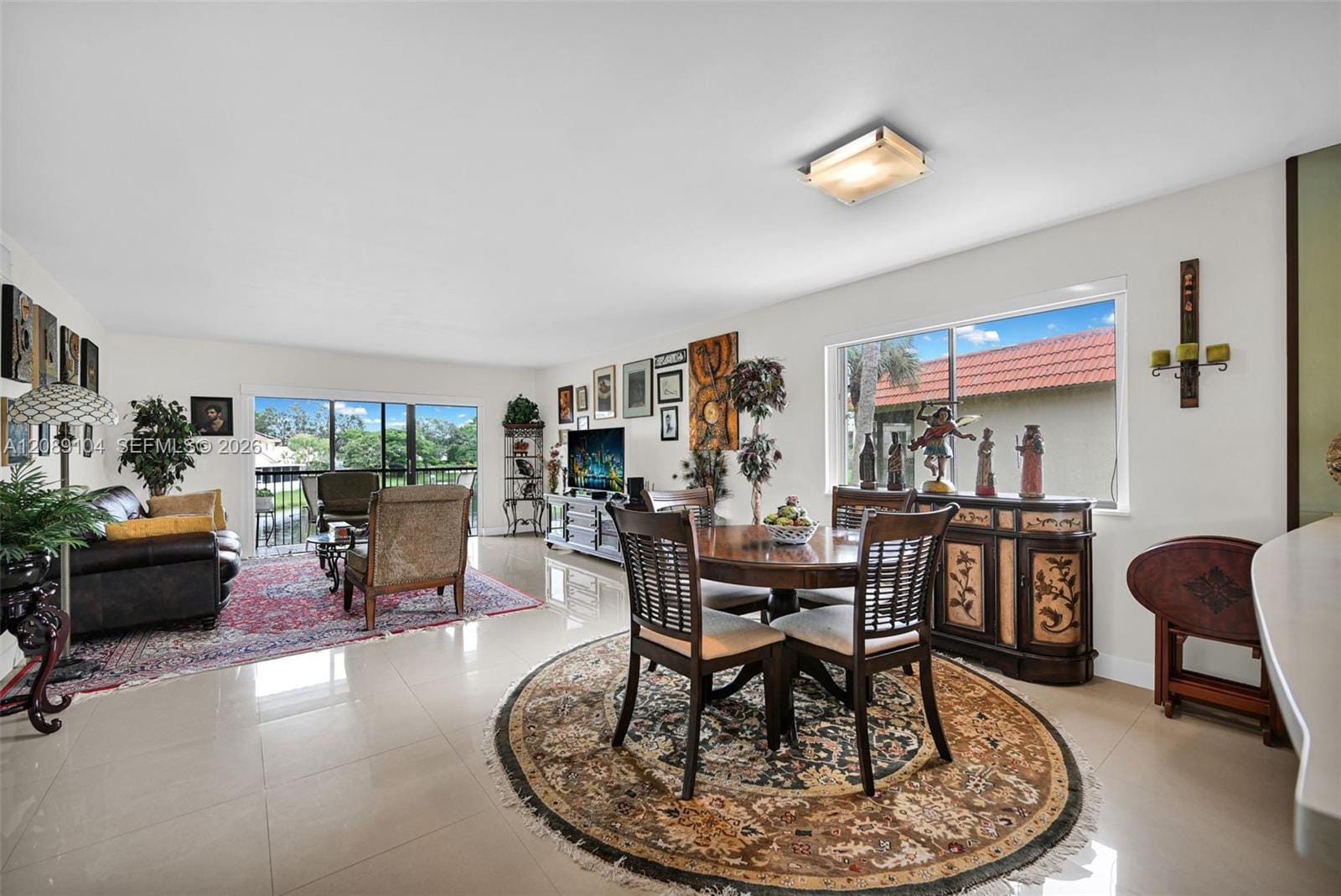 374 Lakeview Drive 204, Weston, FL 33326 photo 7