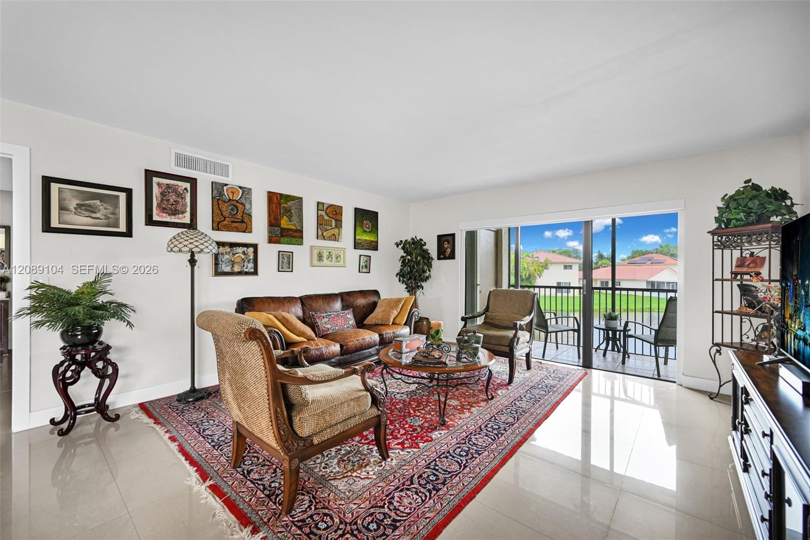 374 Lakeview Drive 204, Weston, FL 33326 photo 10