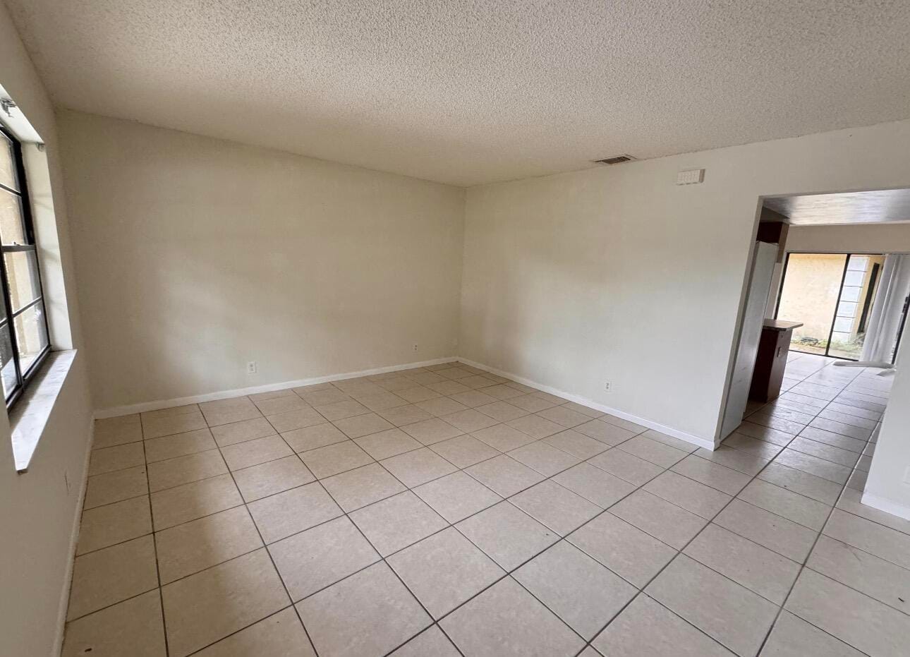 1115 Goldenrod Road 1115 — photo 2