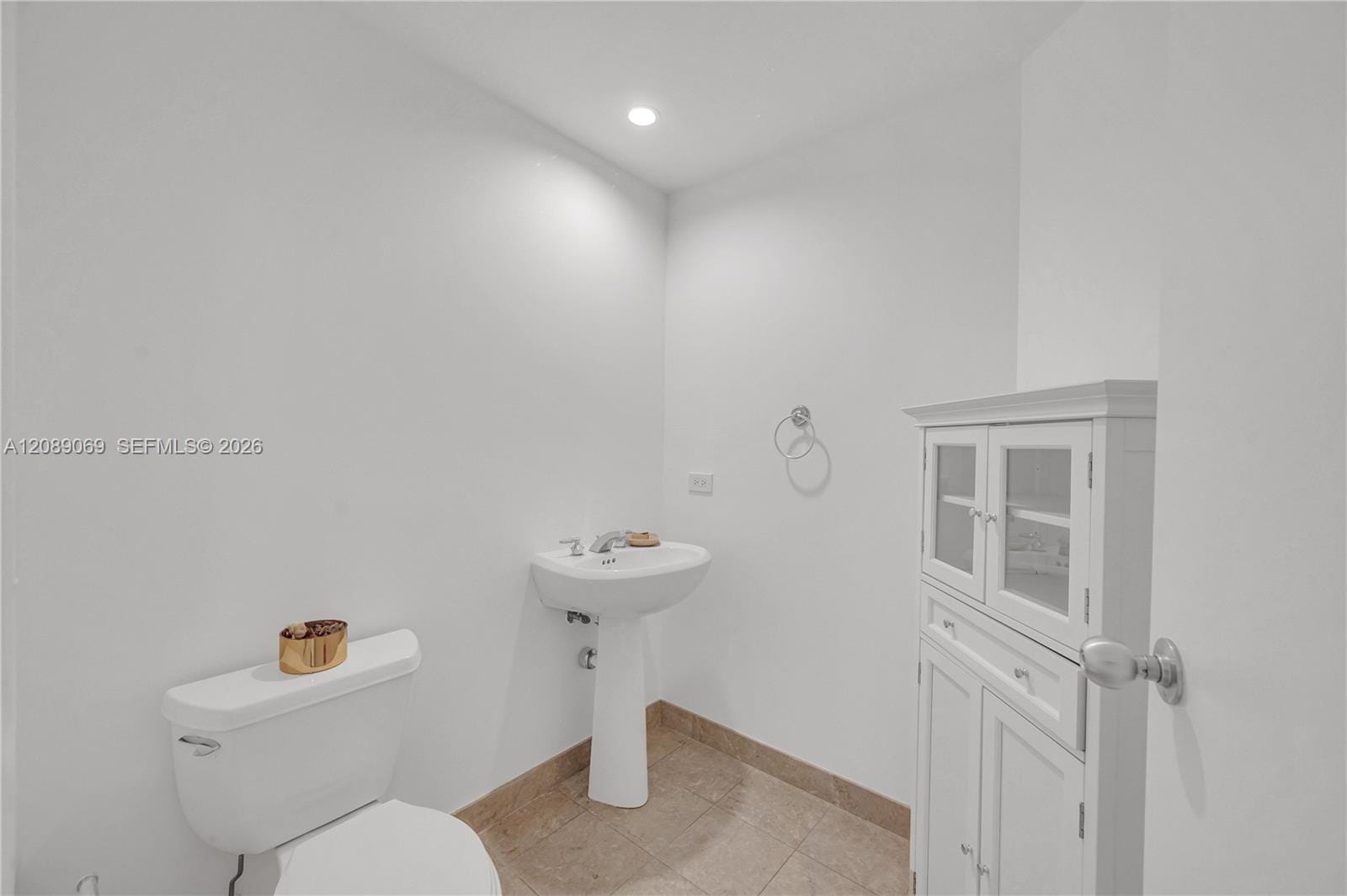 801 Brickell Key Boulevard 2208, Miami, FL 33131 photo 14