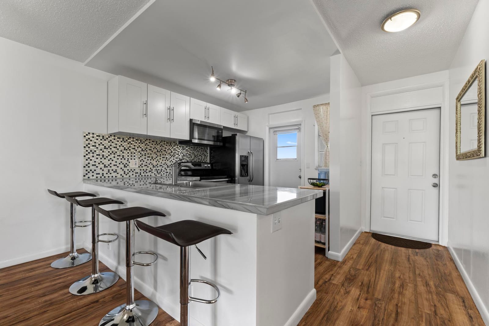 5275 NW 10TH Court 305 — photo 4