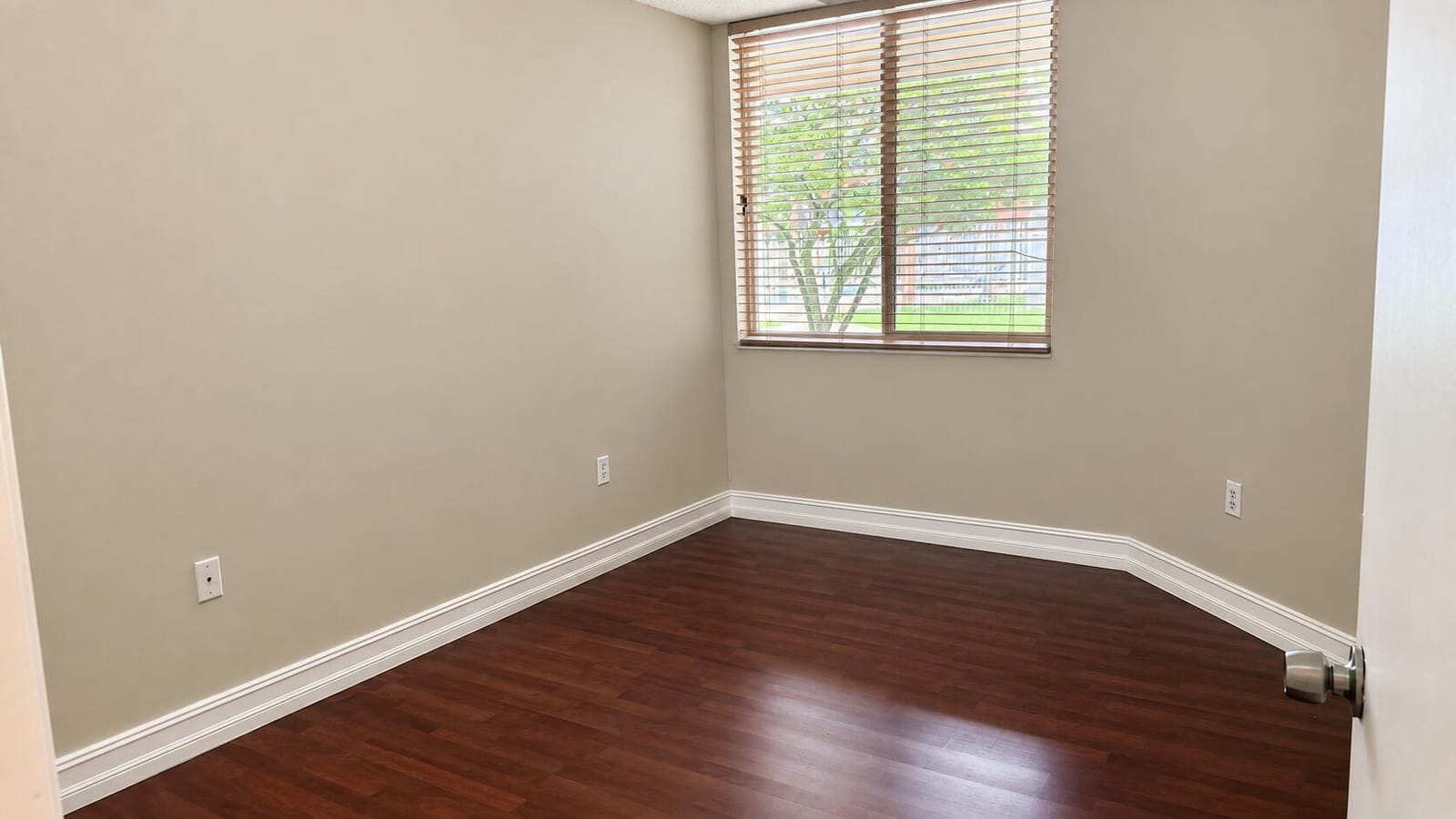 6952 SW 39TH Street C106 — photo 8