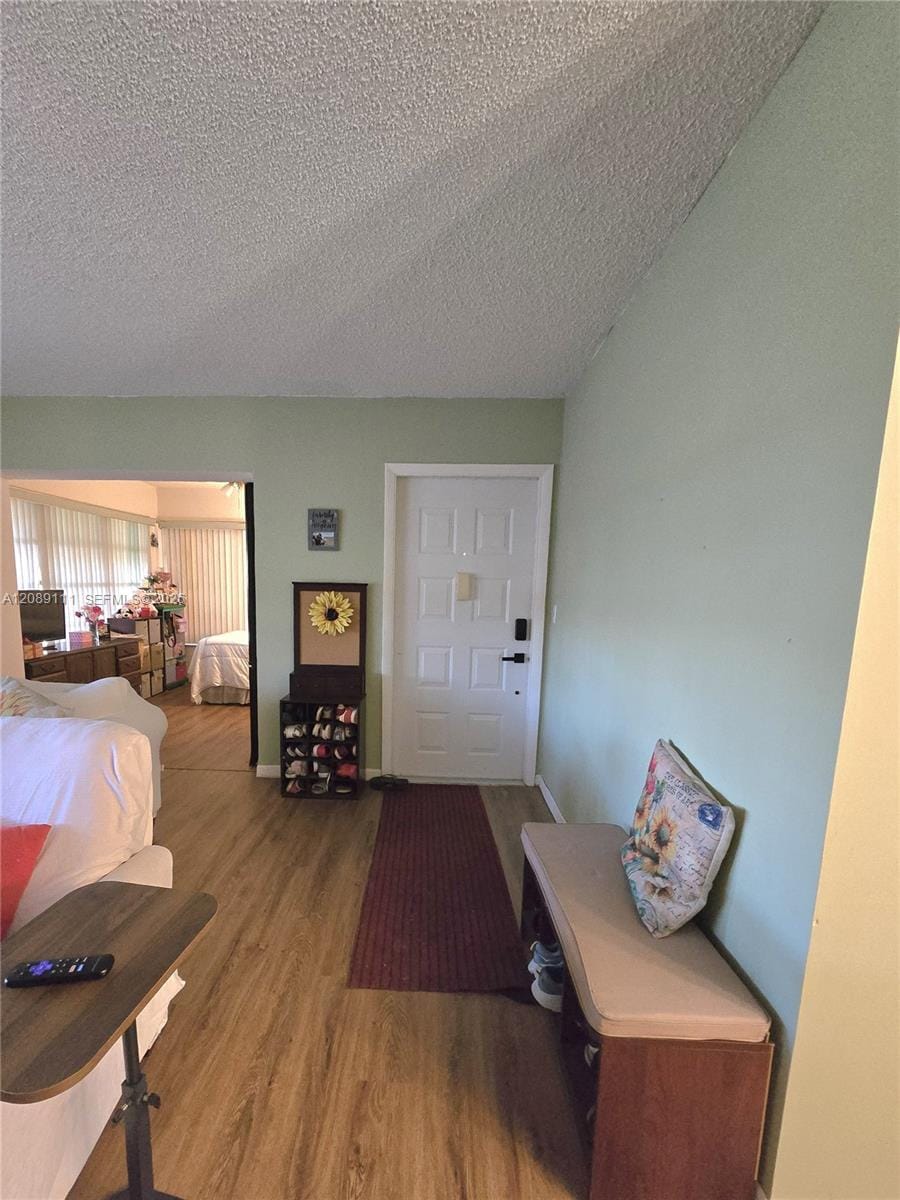 5162 Lakefront Boulevard D — photo 7