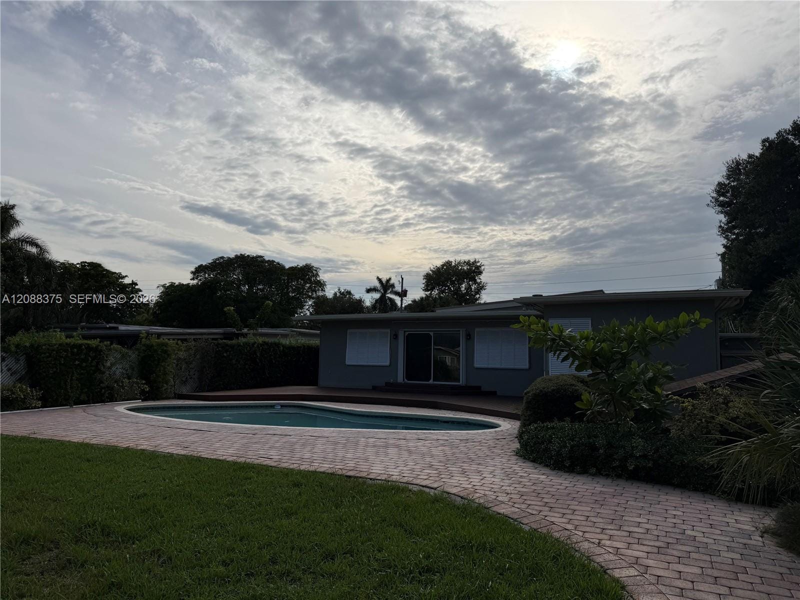 800 SW 8th Terrace — photo 11