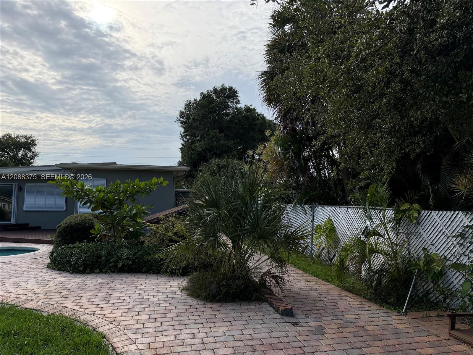 800 SW 8th Terrace — photo 12