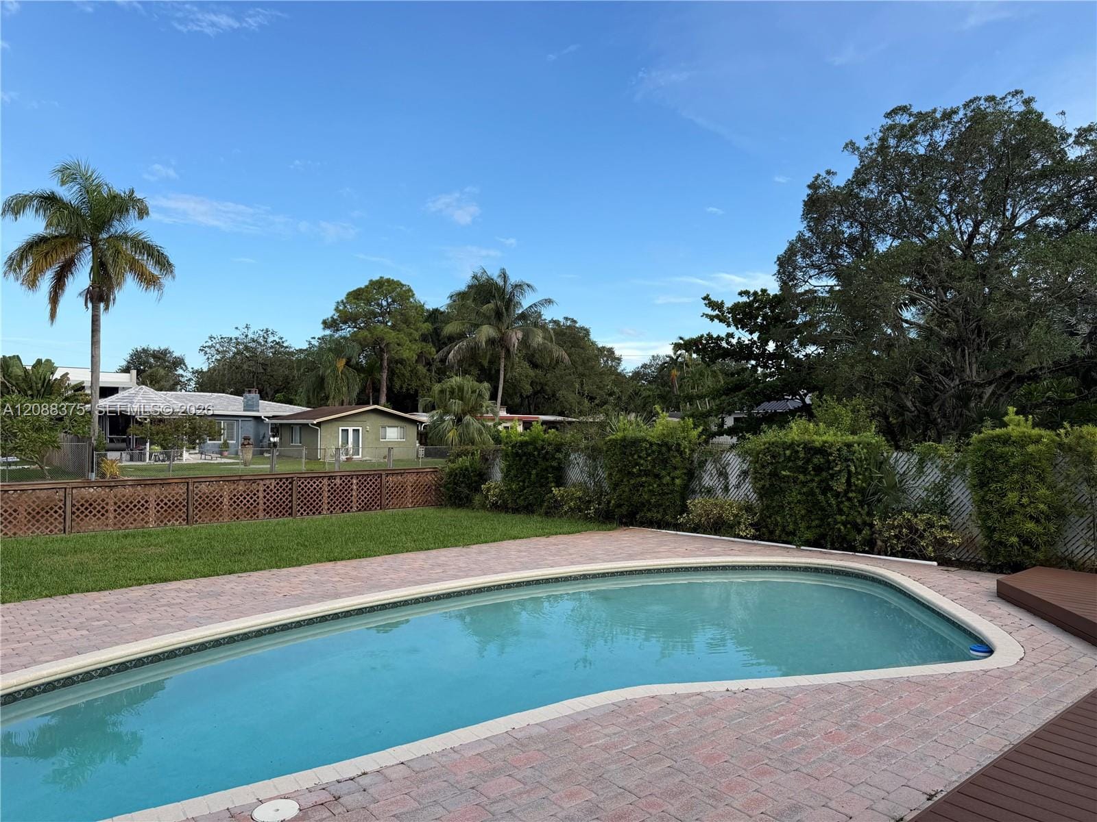 800 SW 8th Terrace — photo 9