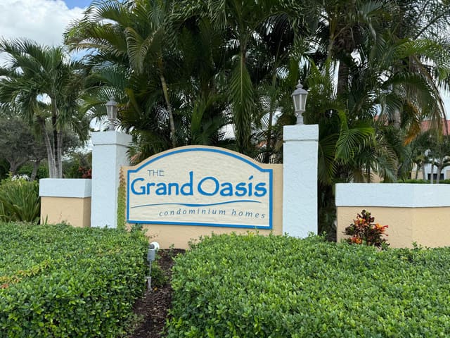 5821 Riverside Drive 203 B, Coral Springs, FL 33067