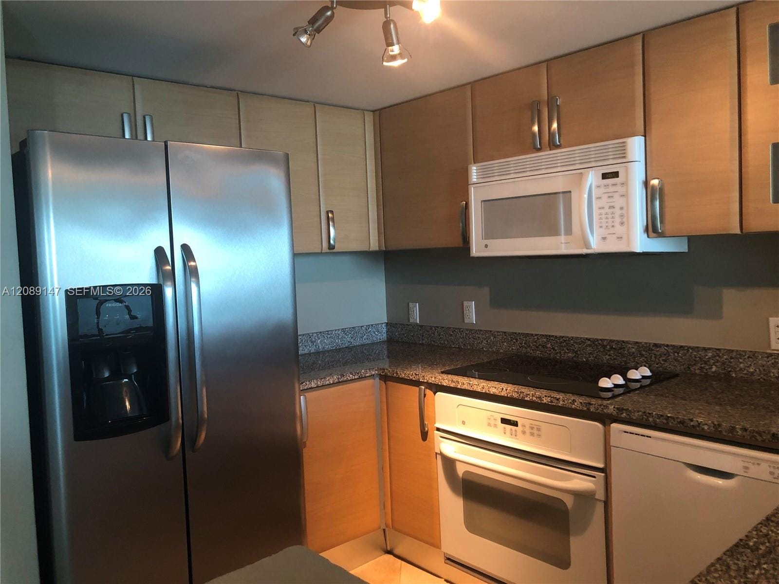 2101 Brickell Avenue 2703 — photo 6